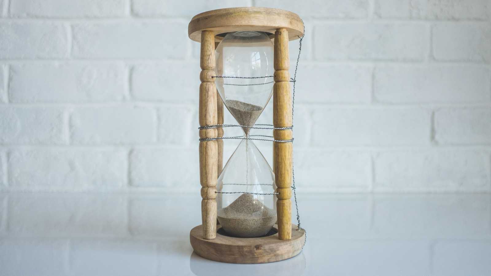 Sand in an hourglass